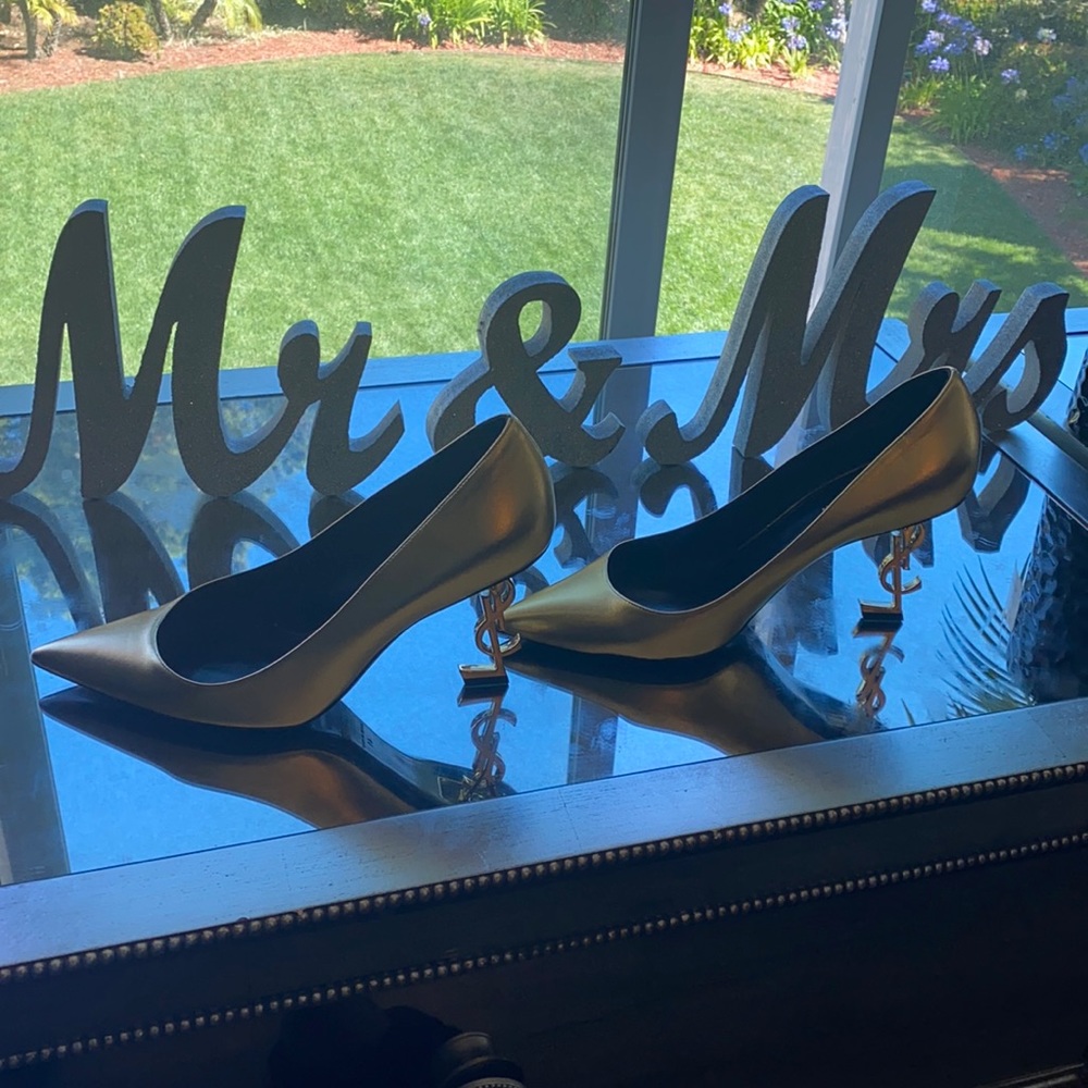 YSL pumps
